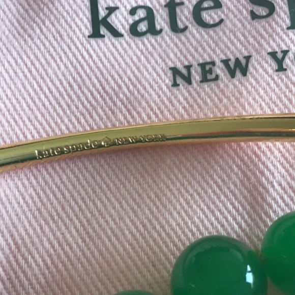 ♠️ Kate Spade-With A Twist Knot Hinged Bangle - Picture 9 of 9